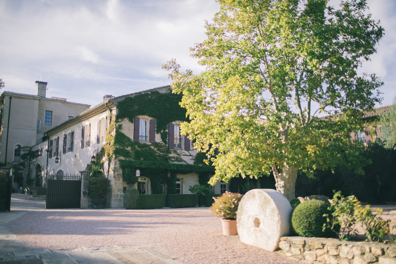 Wedding at Chateau Estoublon Sebastien CABANES French wedding photographer photographe de mariage en provence