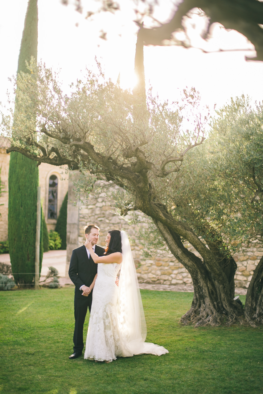 Wedding at Chateau Estoublon Sebastien CABANES French wedding photographer photographe de mariage en provence