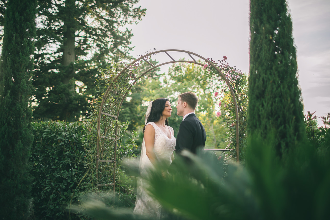 Wedding at Chateau Estoublon Sebastien CABANES French wedding photographer photographe de mariage en provence