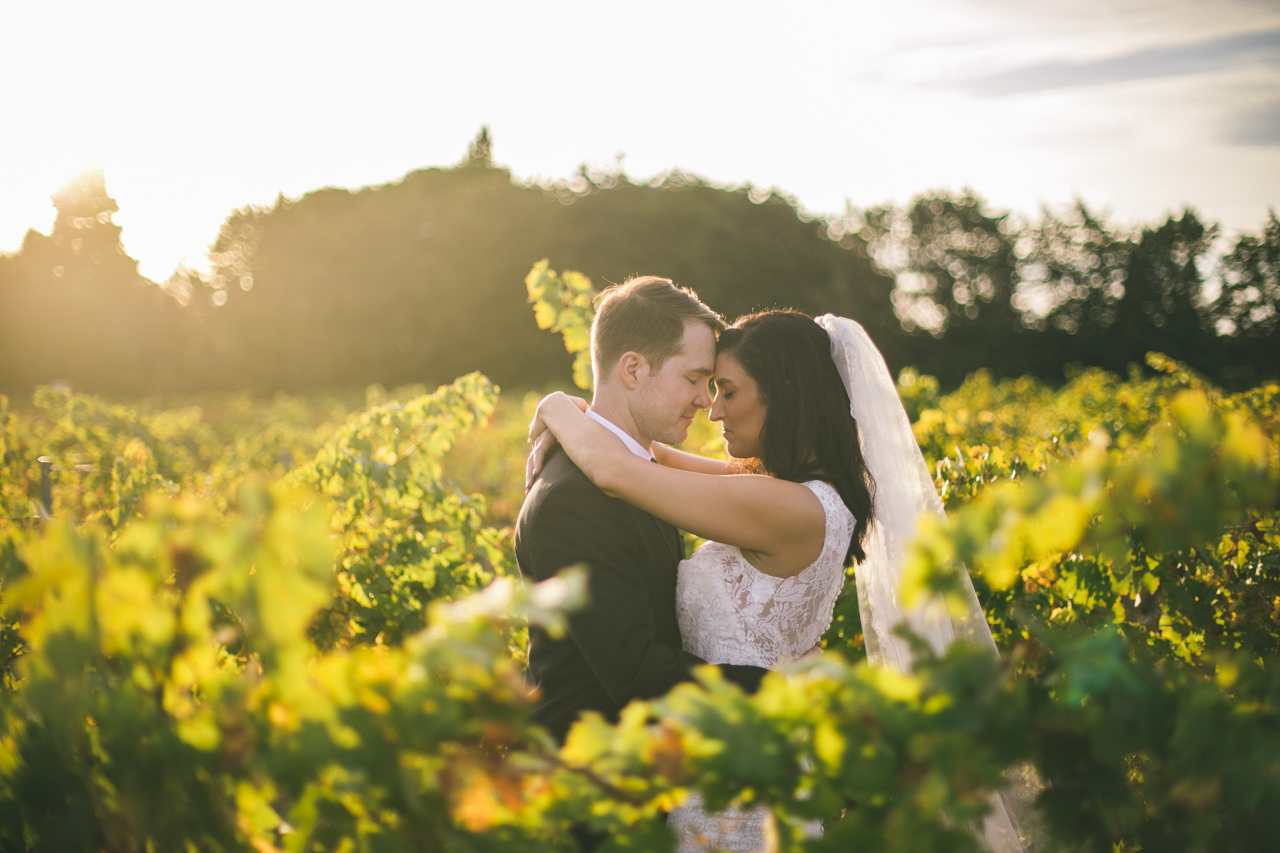 Wedding at Chateau Estoublon Sebastien CABANES French wedding photographer photographe de mariage en provence