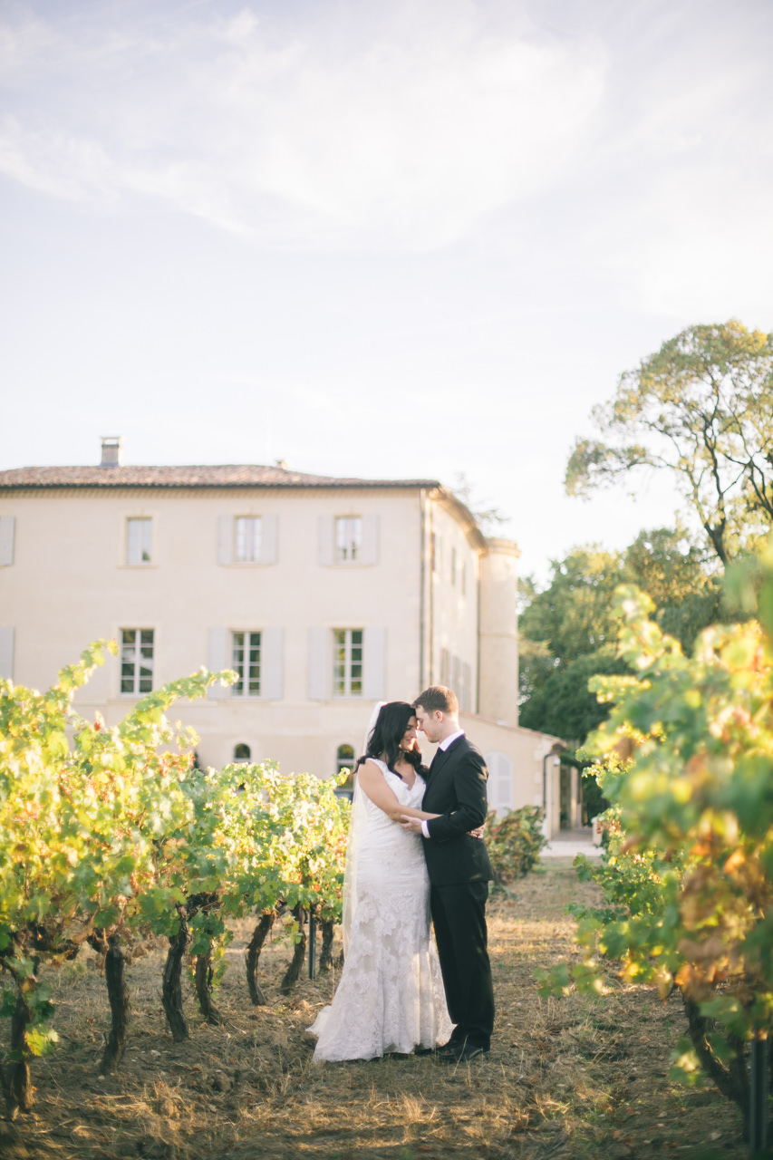 Wedding at Chateau Estoublon Sebastien CABANES French wedding photographer photographe de mariage en provence