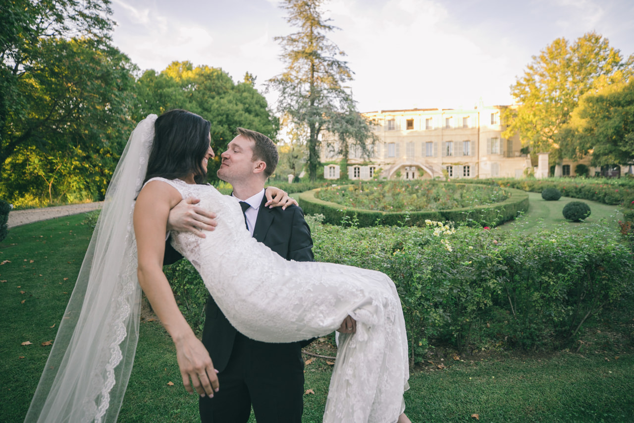 Wedding at Chateau Estoublon Sebastien CABANES French wedding photographer photographe de mariage en provence