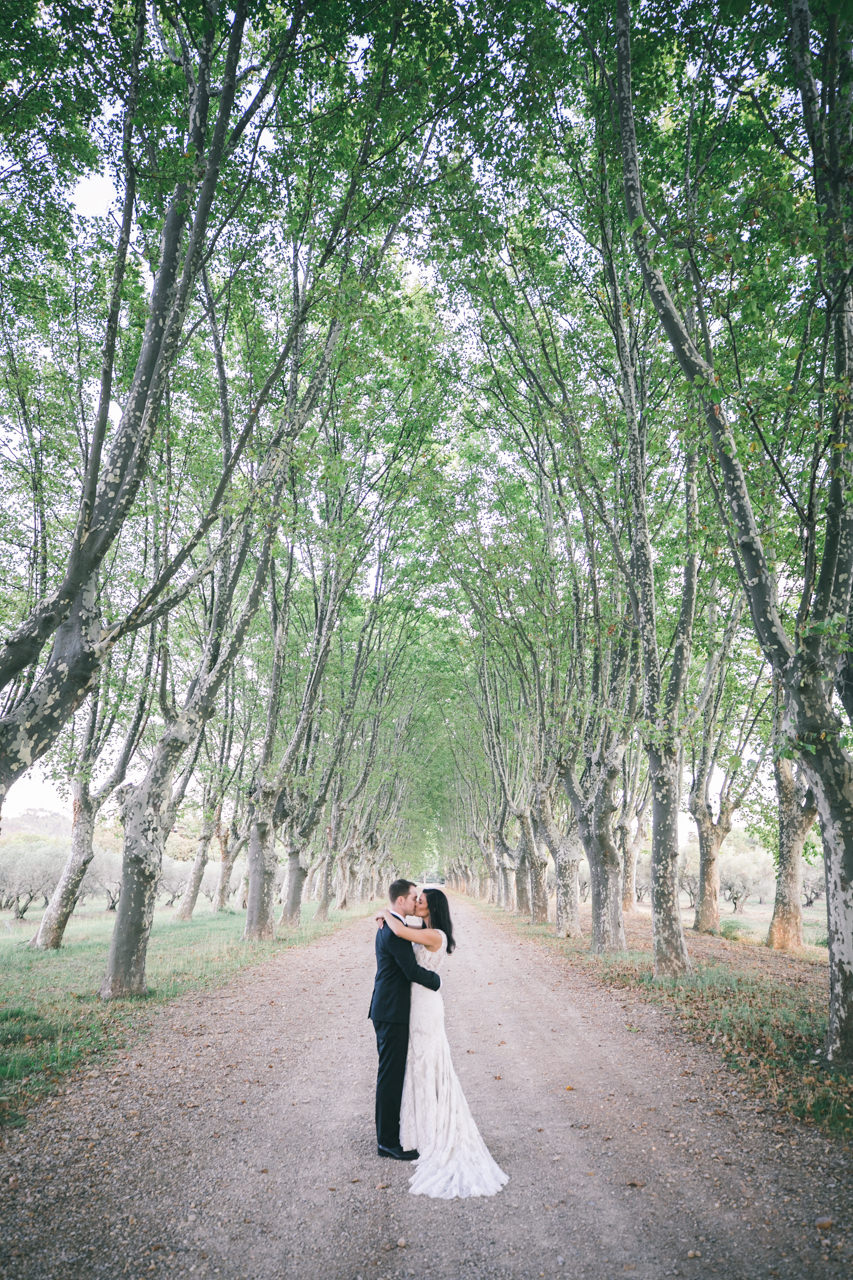 Wedding at Chateau Estoublon Sebastien CABANES French wedding photographer photographe de mariage en provence