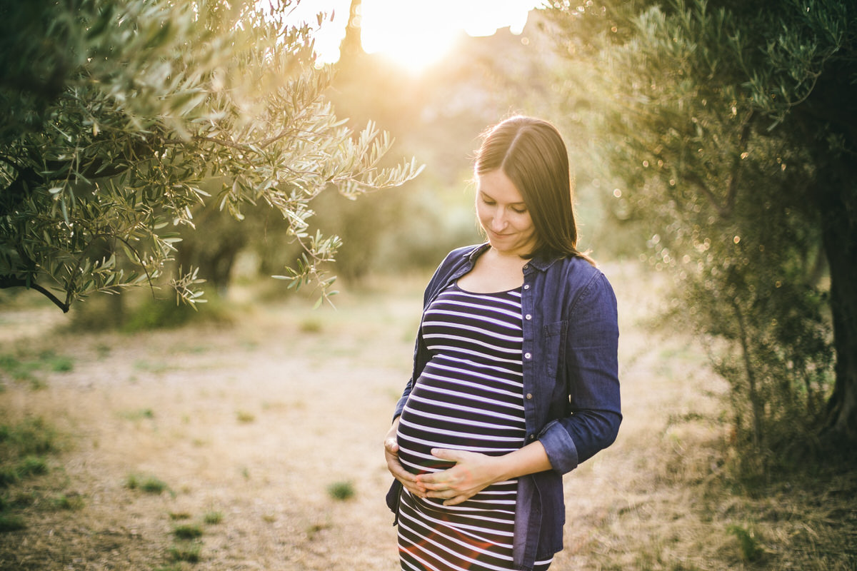 Une séance photo de bébé et de famille à domicile à Aix en Provence